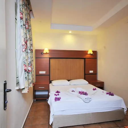 Otel Greenpark 3*
